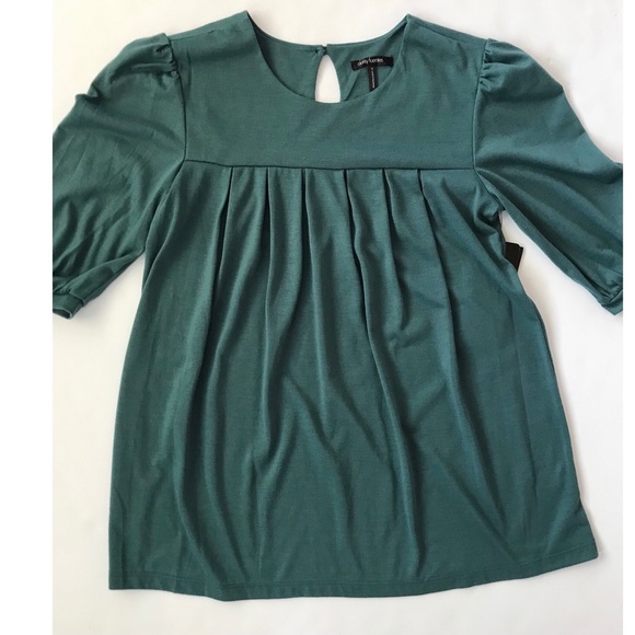 Daisy Fuentes Moda Women’s Short Sleeve Jade Pleated Top Size Small - Picture 5 of 6